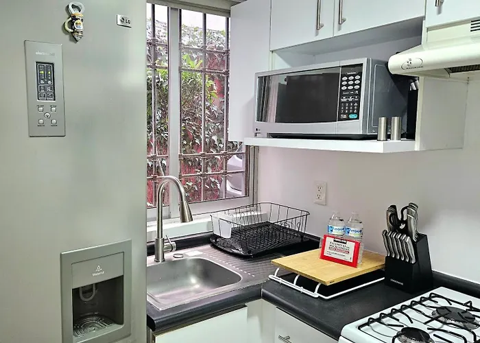 Stylish Wfh In Heart Of Roma Nortelongstay Apartamento México DF