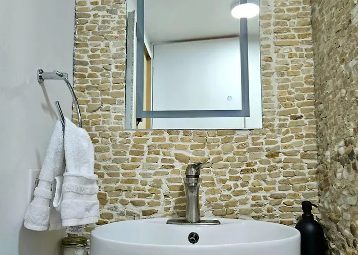Stylish Wfh In Heart Of Roma Nortelongstay Apartamento *